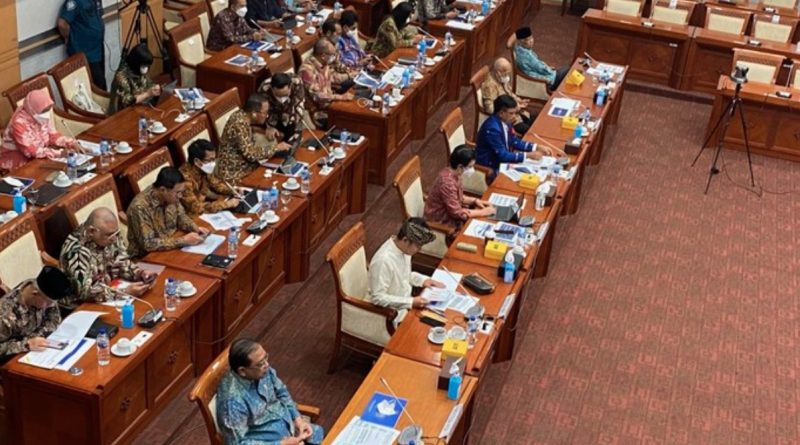 DPR-Kominfo Siapkan Senjata Ampuh