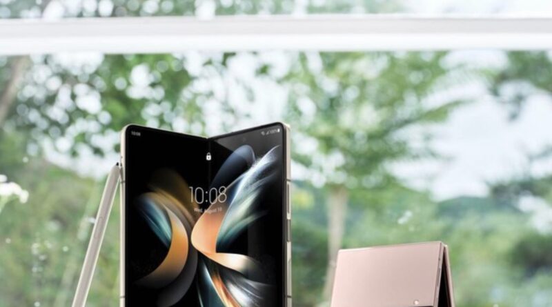 Samsung Rilis HP Lipat Galaxy Flip 4 dan Fold 4