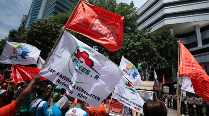 Demo 10.000 Buruh di Monas dan Kelapa Gading