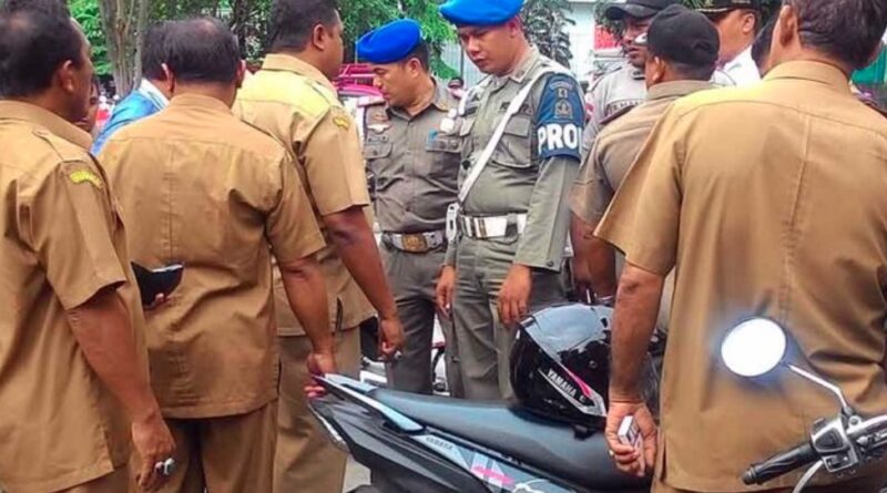 PNS Dilarang Bawa Mobil Dinas