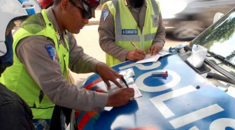 Tilang Manual Kembali di Terapkan