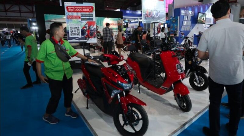 Beli Motor Listrik 1 KTP Dapat Subsidi