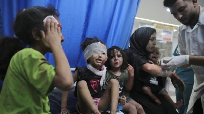 Rumah Sakit Gaza Dihantam Rudal, 500 Orang Tewas