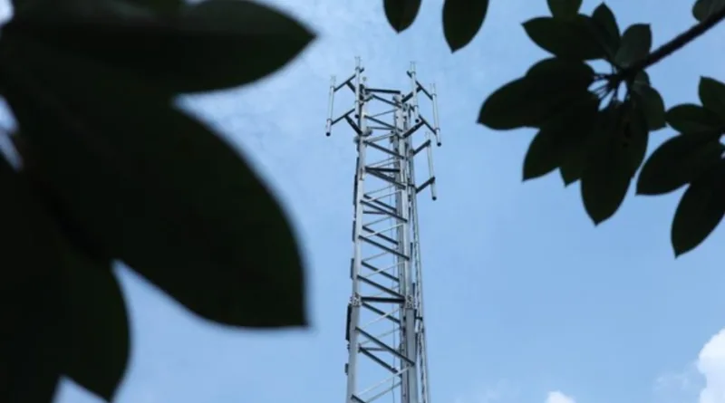 2 Operator HP Kehilangan Pelanggan