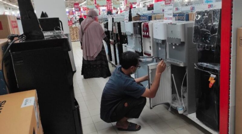 Ini Pertanda Baru Kantong Orang RI Makin Seret