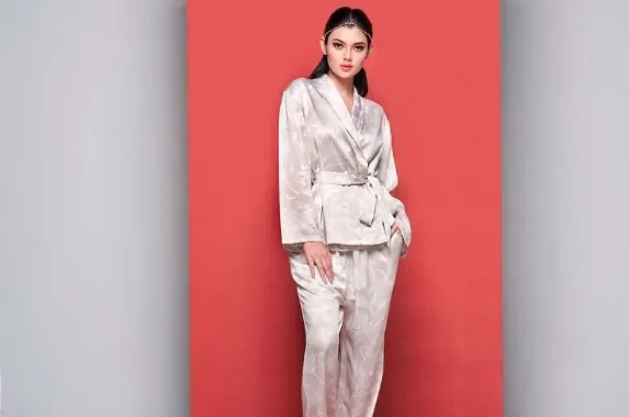Serene Set Loungerwear Satin Ninja Beige