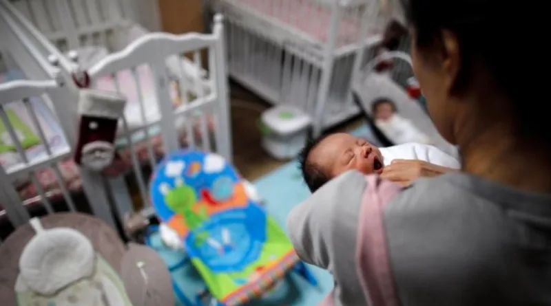 Melahirkan Bayi di Korea Selatan Langsung Dapat Rp350 Juta