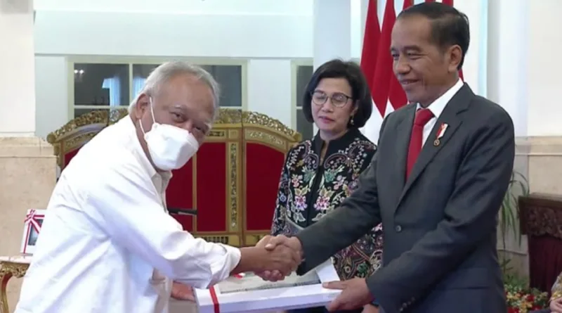 Ramai Kabar 15 Menteri Bakal Mundur