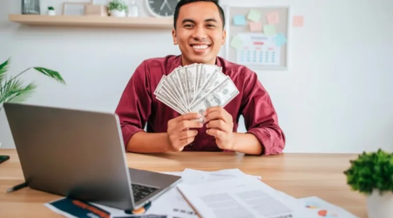 10 Pekerjaan Gak Perlu Ngantor dengan Gaji Selangit