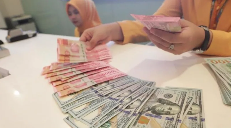 Rupiah Terus Melemah