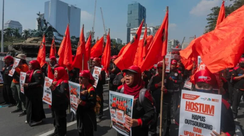 Aksi Demo Buruh