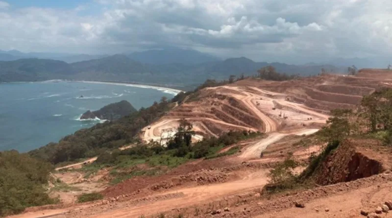 Pemilik Bukit Penghasil Emas di Jawa Timur