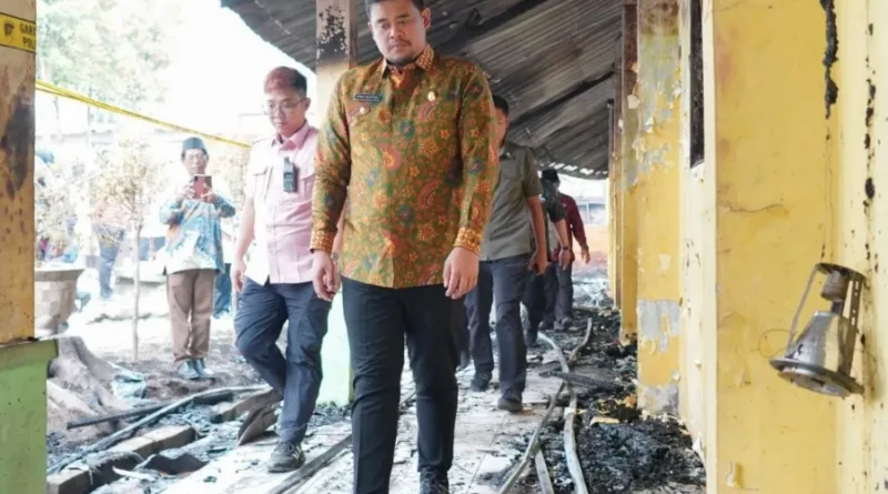 Bobby Intruksikan Perbaiki Enam Ruangan Terbakar Di SMP Negeri 20