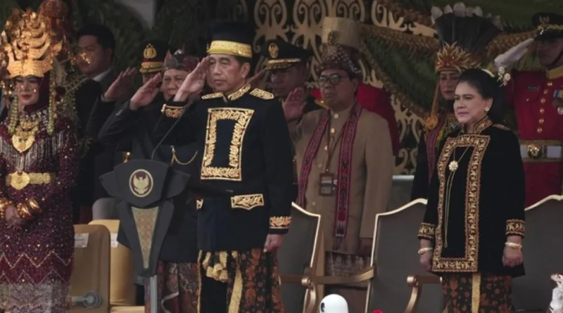 Mengenal Baju Adat Kustin yang Dipakai Jokowi Saat HUT RI Ke-79 di IKN