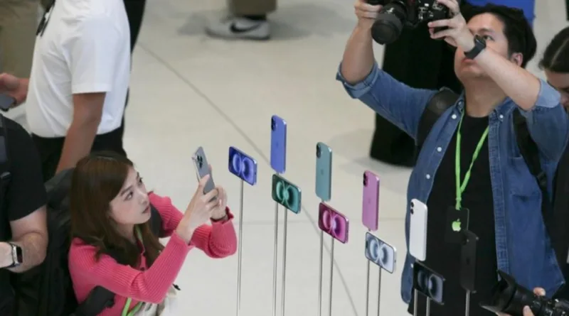 Pengguna HP Android Ramai-ramai Ganti ke iPhone