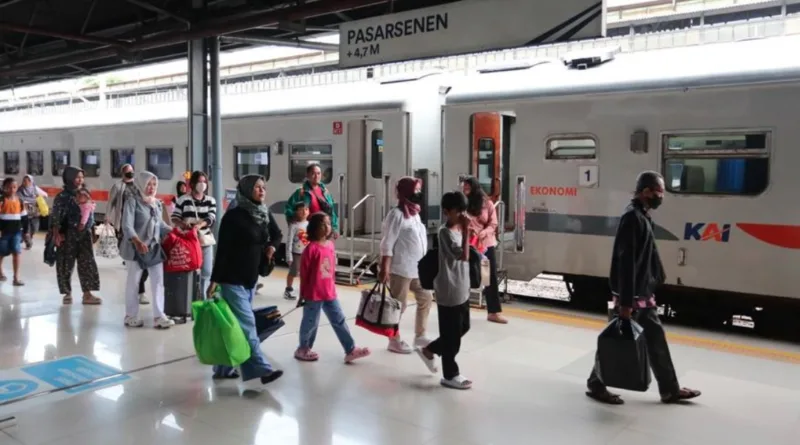 Ini Info Lengkap KA Jarak Jauh-KRL-Whoosh