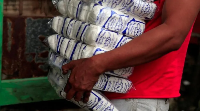 4 Cara Efektif Membuang Kelebihan Garam dari Tubuh